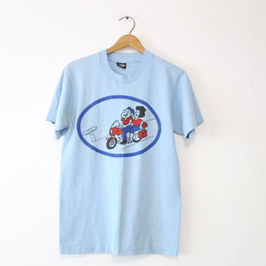 Vintage Salem Cabin Fever T Shirt Medium